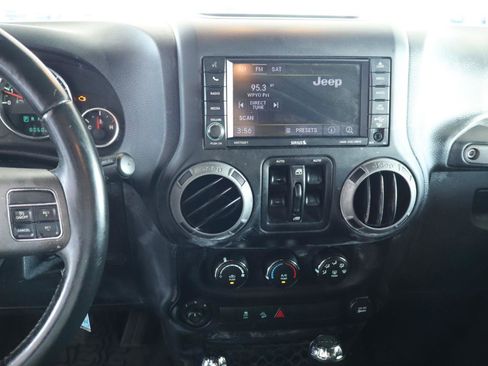 Used 2016 Jeep Wrangler Unlimited Sport AWD/4WD image 20