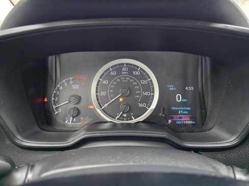 Used 2021 Toyota Corolla LE image 21