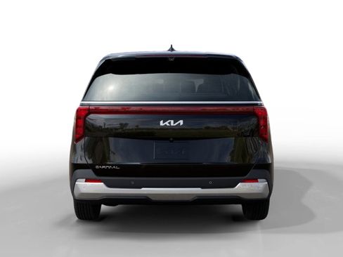 New 2026 Kia Carnival EX image 5