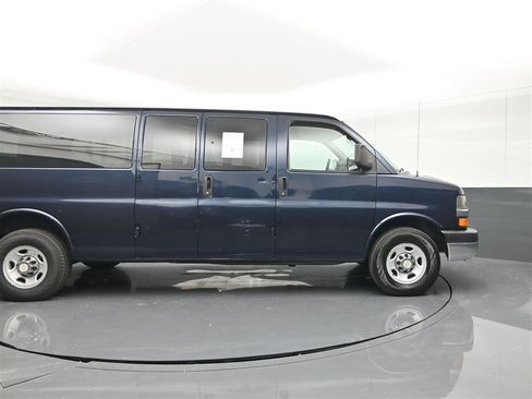 Used 2014 Chevrolet Express 3500 LT w/ LT Preferred Equipment Group image 4