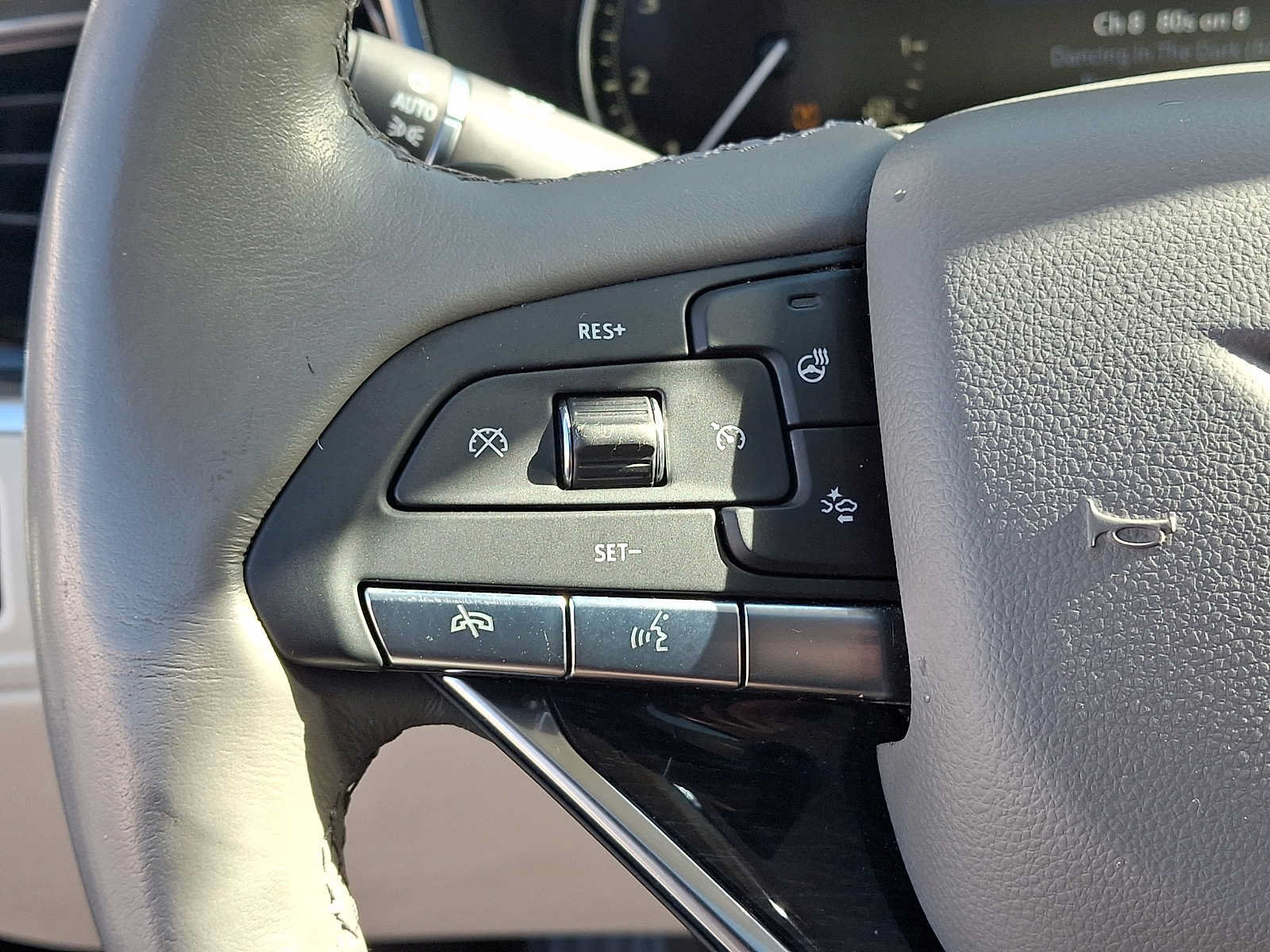 Used 2020 Cadillac XT6 Premium Luxury FWD image 22