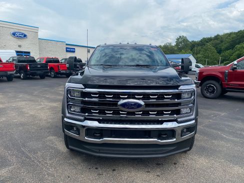 New 2026 Ford F550 4x4 Crew Cab image 17