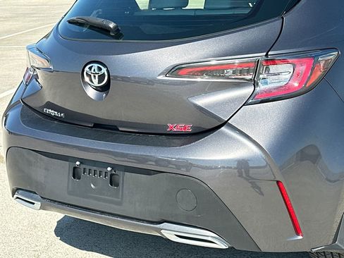 Used 2021 Toyota Corolla XSE image 5