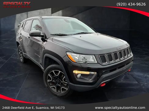 Used 2019 Jeep Compass Trailhawk w/ Cold Weather Group image 2