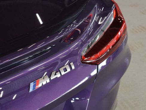 Used 2024 BMW Z4 M40i w/ Premium Package RWD image 26