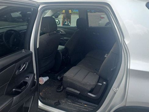 Used 2020 Chevrolet Traverse LS FWD image 9