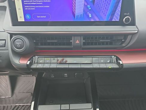 Used 2024 Toyota Prius Prime Premium image 24