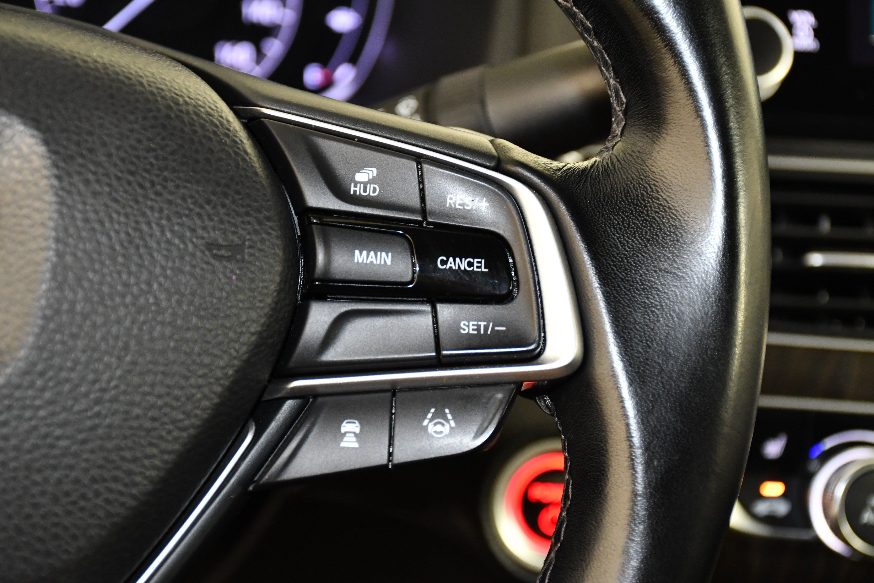 Used 2018 Honda Accord Touring image 20