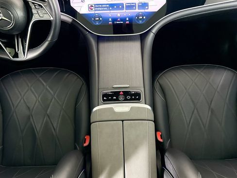 Certified 2023 Mercedes-Benz EQS 580 4MATIC SUV image 17