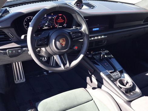 Certified 2026 Porsche 911 Carrera GTS image 4