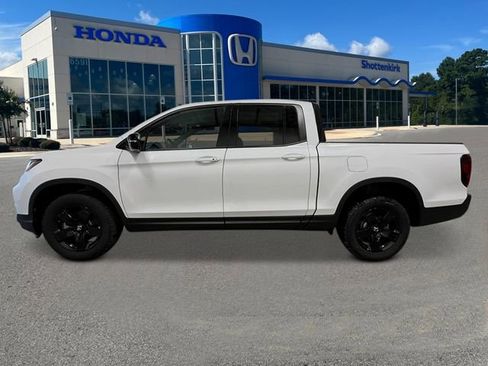 New 2026 Honda Ridgeline Black Edition image 2