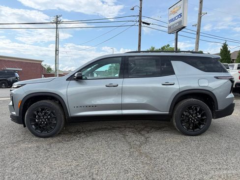 New 2026 Chevrolet Traverse LT w/ Midnight/Sport Edition AWD/4WD image 4