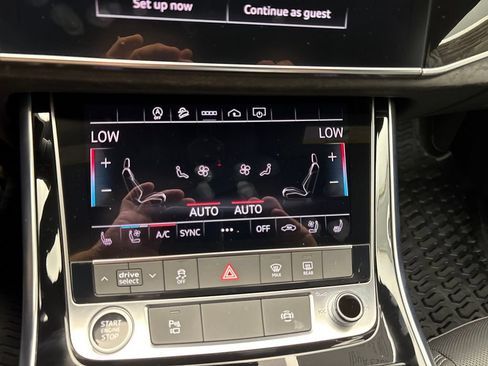 Certified 2023 Audi Q8 Premium Plus w/ Premium Plus Package AWD/4WD image 36