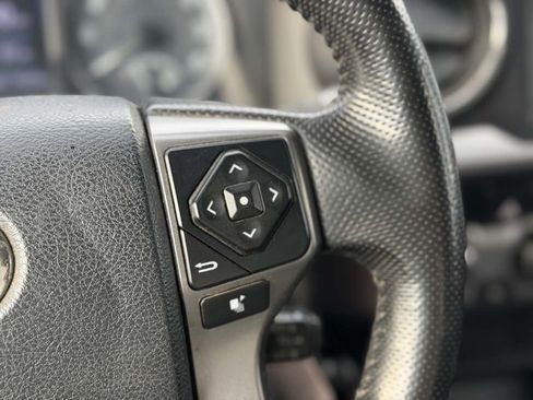 Used 2016 Toyota Tacoma SR5 w/ Towing Package AWD/4WD image 17