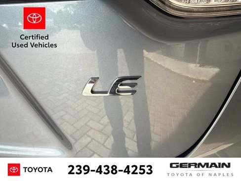 Used 2022 Toyota Corolla LE FWD image 5