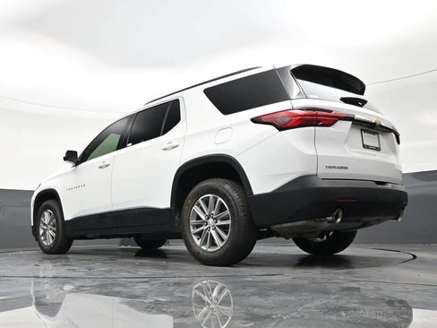Used 2024 Chevrolet Traverse LT FWD image 19