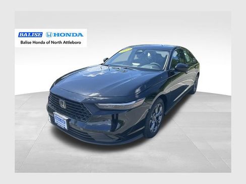 Used 2023 Honda Accord EX image 1