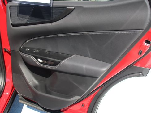 Used 2025 Lexus NX 250 FWD w/ Premium Package image 17