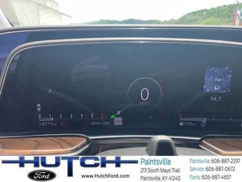 Used 2024 Cadillac Escalade Sport Platinum w/ LPO, ONYX Package AWD/4WD image 31