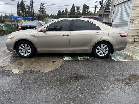 Used 2008 Toyota Camry Hybrid image 2