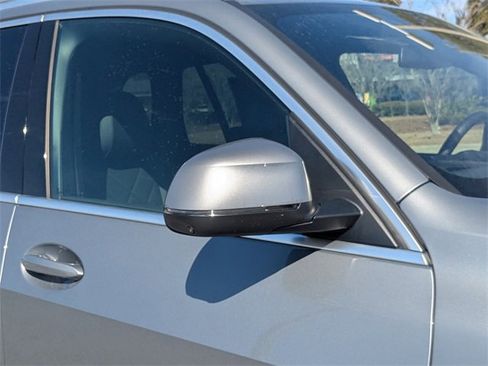 Used 2025 BMW X5 xDrive50e image 12