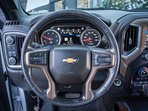 Used 2022 Chevrolet Silverado 3500 High Country image 17