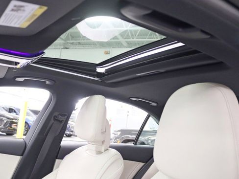 Used 2023 Mercedes-Benz C 300 4MATIC Sedan image 31