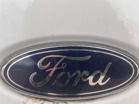 Used 2023 Ford Transit 350 XLT image 19