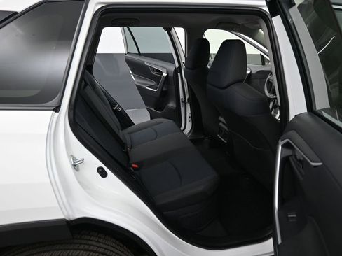 Certified 2025 Toyota RAV4 LE image 29