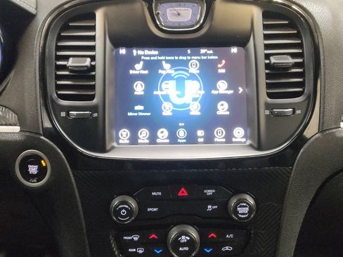 Used 2017 Chrysler 300 S image 25