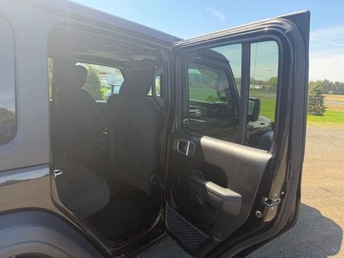Certified 2023 Jeep Wrangler Unlimited Sport AWD/4WD image 24