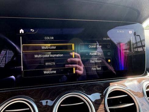 Used 2023 Mercedes-Benz E 450 4MATIC Sedan image 38