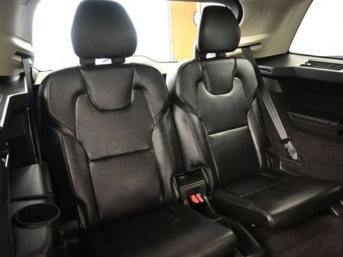 Used 2019 Volvo XC90 T6 Momentum w/ Protection Package Premier AWD/4WD image 33