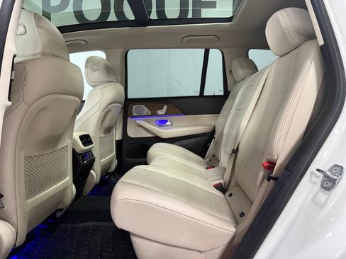 Used 2021 Mercedes-Benz GLS 450 4MATIC image 10