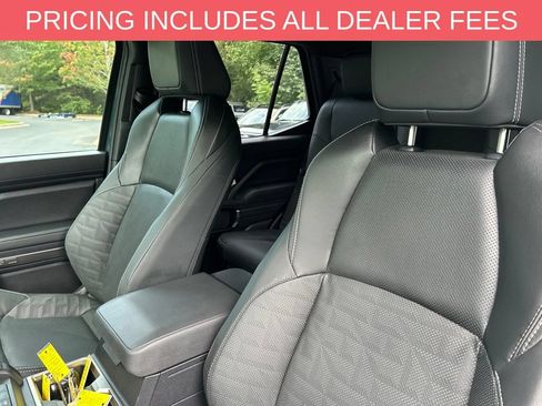 Certified 2026 Toyota 4Runner TRD Off-Road Premium AWD/4WD image 9