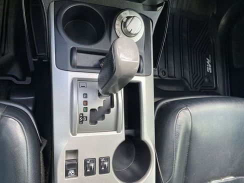 Used 2013 Toyota 4Runner Limited AWD/4WD image 19