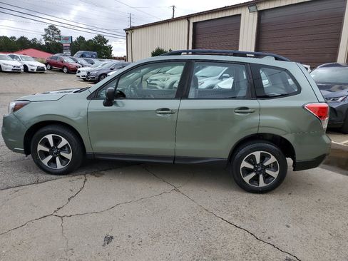 Used 2017 Subaru Forester 2.5i w/ Alloy Wheel Package image 5