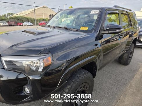 Used 2021 Toyota 4Runner TRD Off-Road Premium AWD/4WD image 11