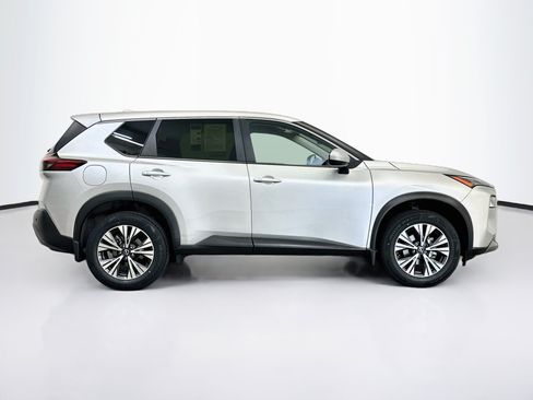 Used 2023 Nissan Rogue SV AWD/4WD image 10