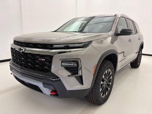 New 2026 Chevrolet Traverse Z71 w/ Driver Confidence Package AWD/4WD image 16