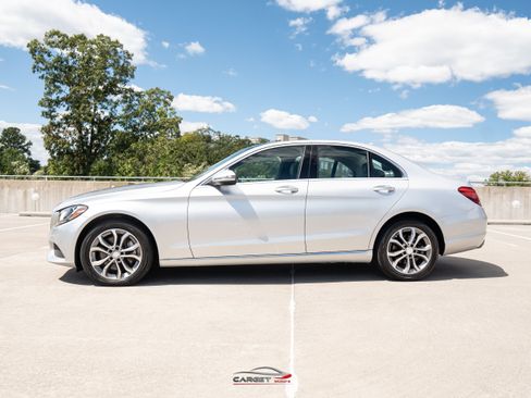 Used 2016 Mercedes-Benz C 300 4MATIC Sedan w/ Premium 1 Package image 4