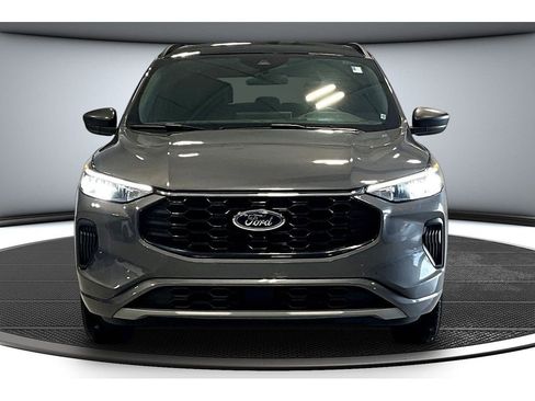 Used 2023 Ford Escape ST-Line w/ Tech Pack #1 image 4