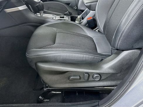 Used 2023 Subaru Forester Premium AWD/4WD image 21