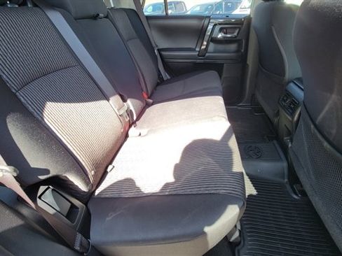 Used 2024 Toyota 4Runner TRD Off-Road image 33