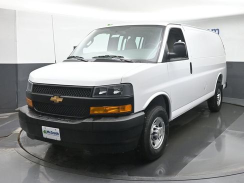 New 2026 Chevrolet Express 2500 w/ Driver Convenience Package image 15