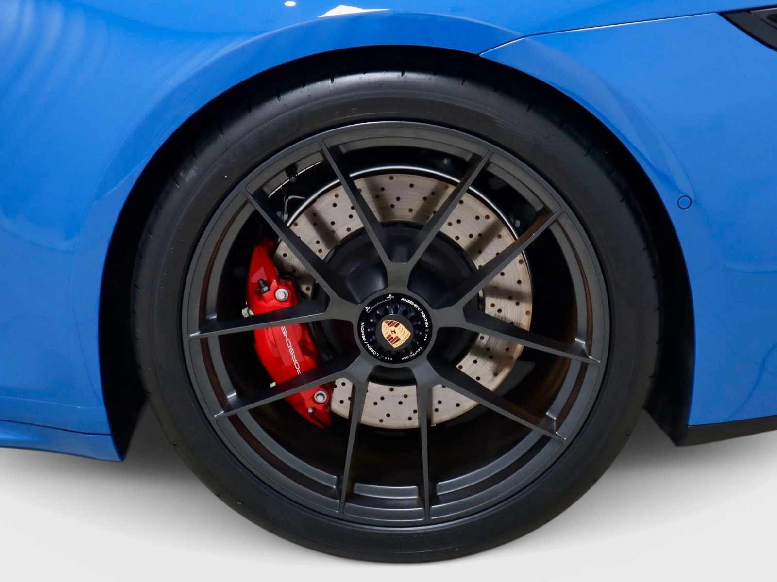 Used 2025 Porsche 911 GTS image 9