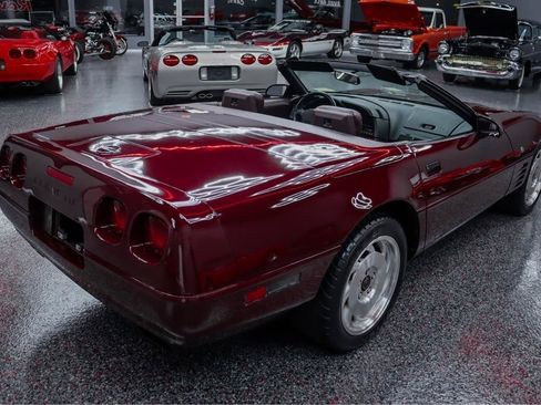 Used 1993 Chevrolet Corvette Convertible RWD image 4