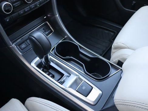 Used 2021 Subaru Ascent Limited w/ Technology Package image 26