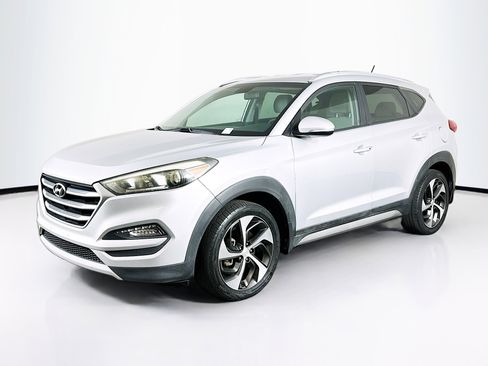Used 2017 Hyundai Tucson Sport AWD/4WD image 3