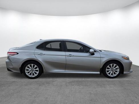 Used 2020 Toyota Camry LE w/ Convenience Package image 3